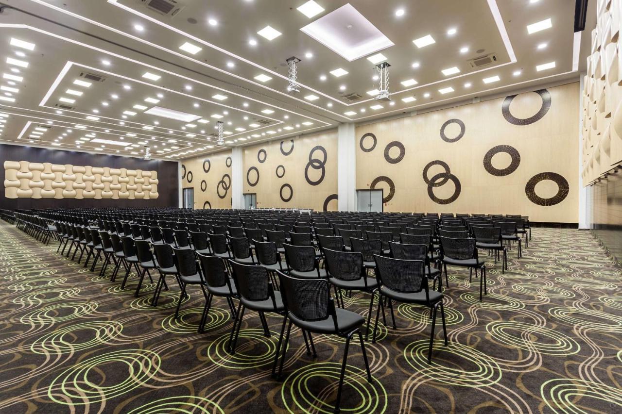 Sonesta Hotel Pereira Cerritos Exterior photo The main conference hall