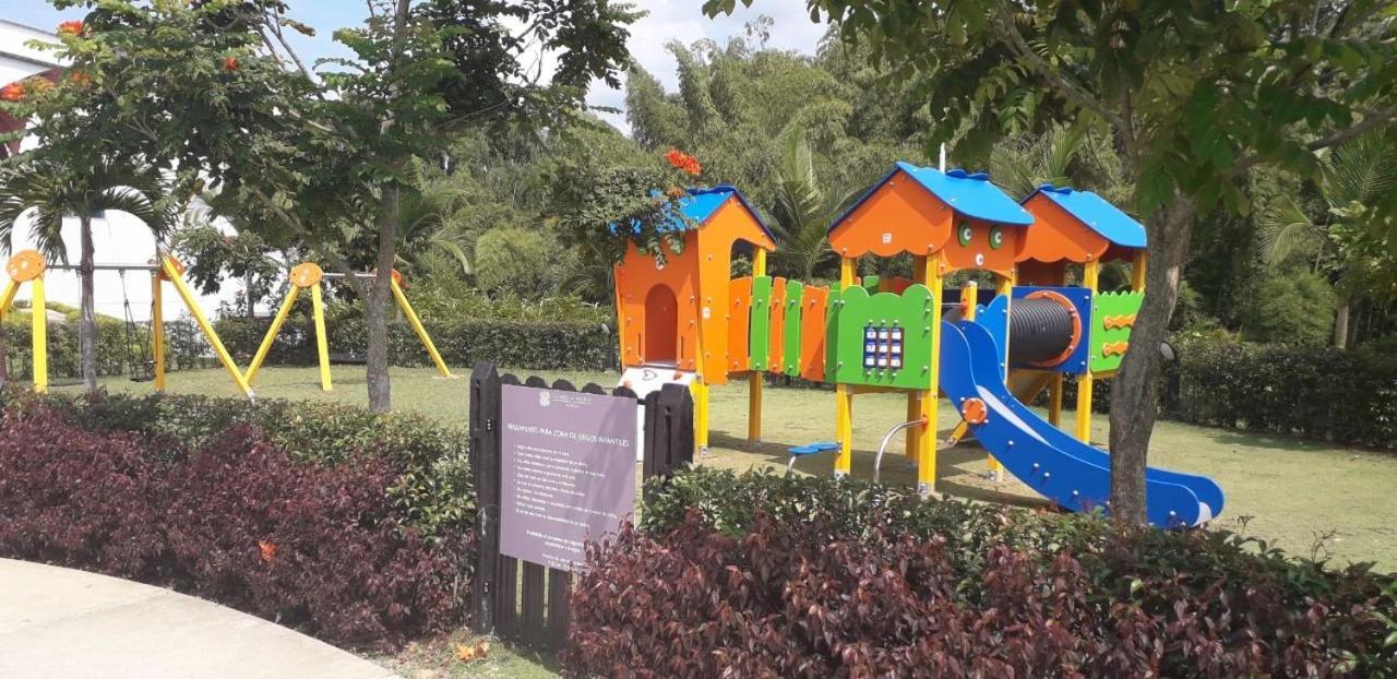 Sonesta Hotel Pereira Cerritos Exterior photo The children's play area